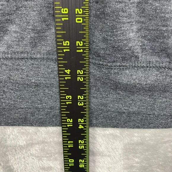 Disney Minnie Mouse Pullover Sweatshirt Women's XL - Picture 5 of 6